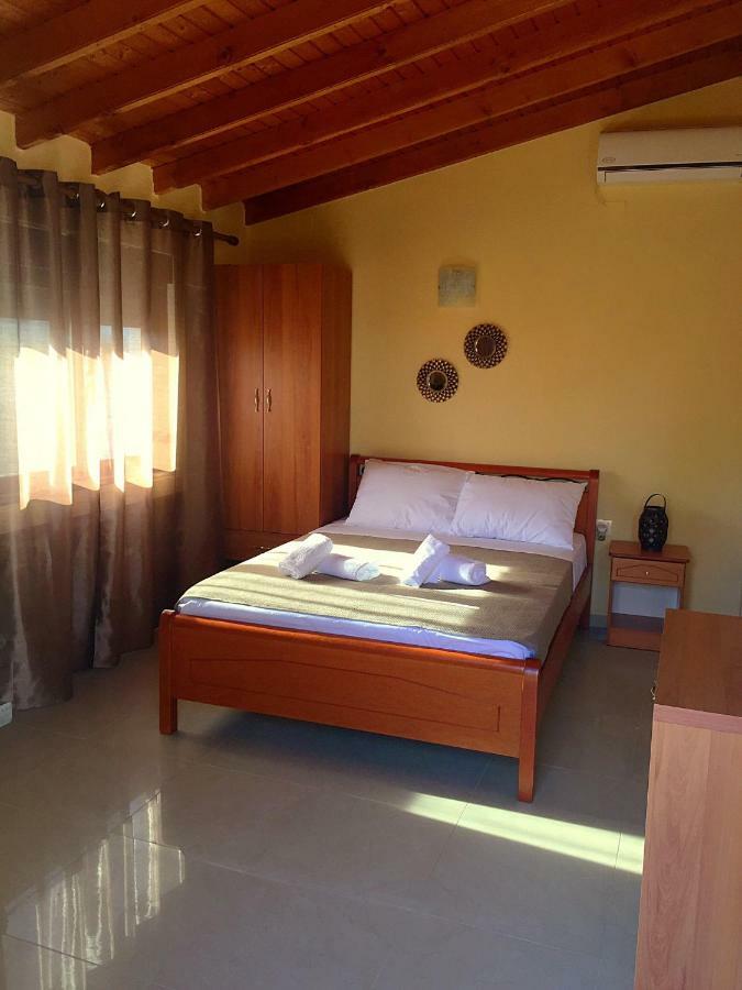 Villa Mákri Buitenkant foto